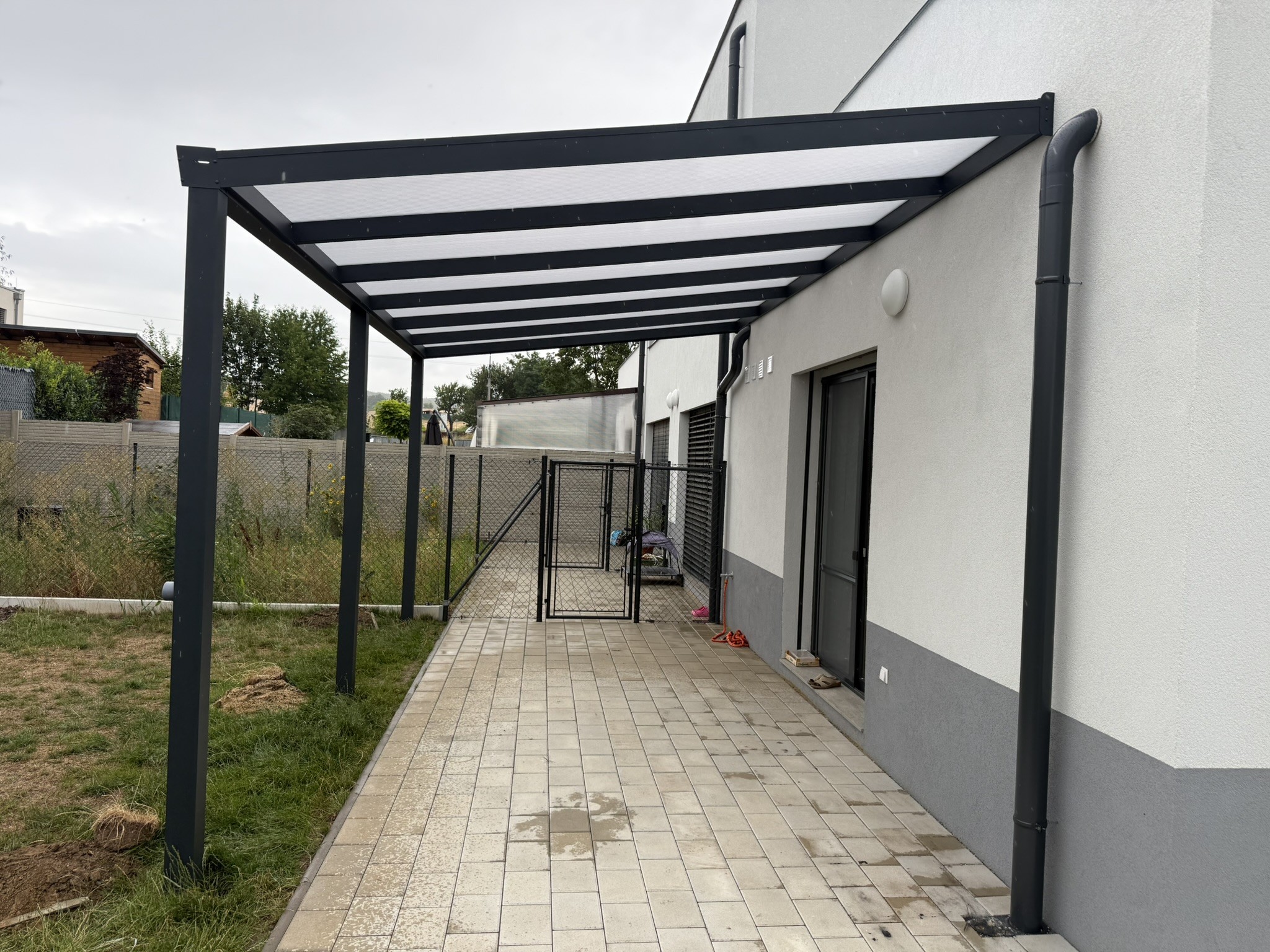Pergola u novostavby – na co myslet už během projektu
